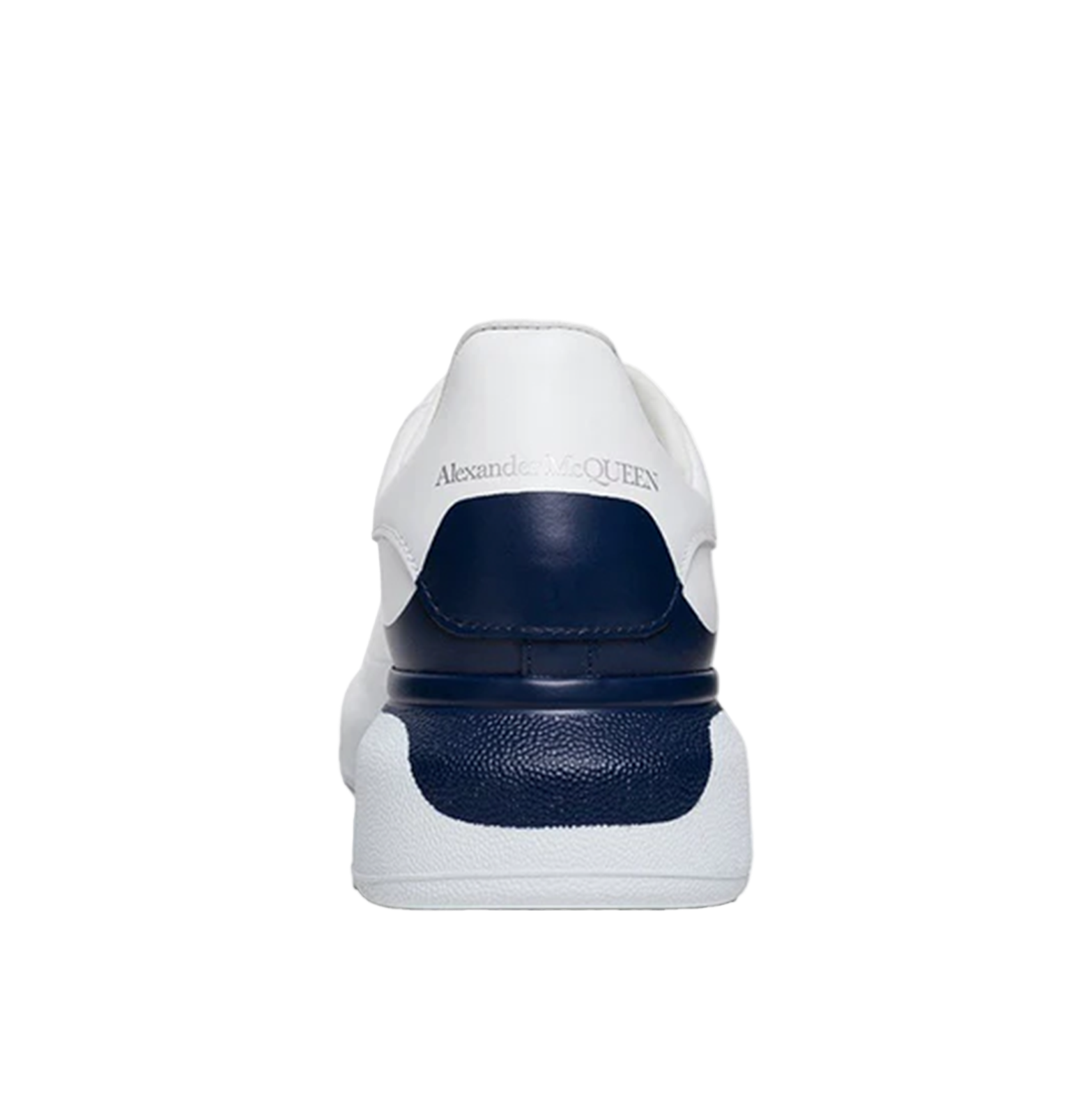 Alexander McQueen Oversized White Leather Sneakers – Navy Heel Wrap, Chunky Sole (Unisex)
סניקרס עור אלכסנדר מקווין אוברסייז לבן – עקב כחול כהה מודגש, סוליה עבה (יוניסקס)