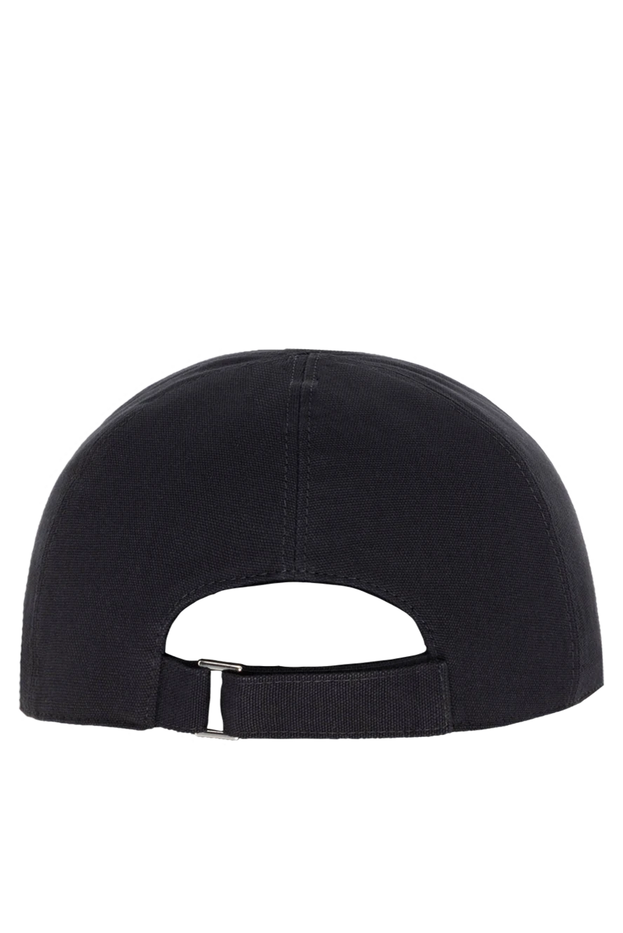 black baseball cap with logo
