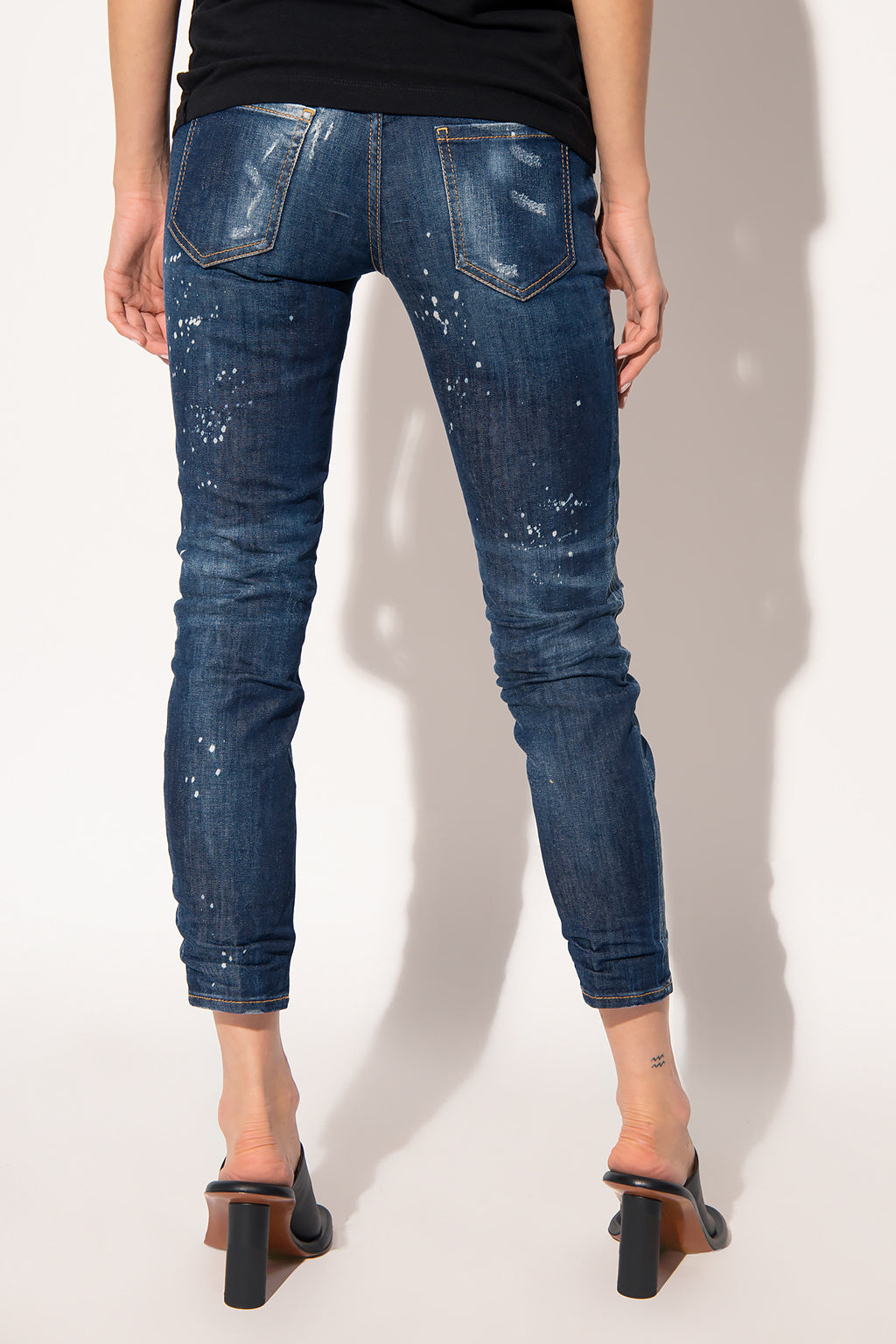 skinny jeans