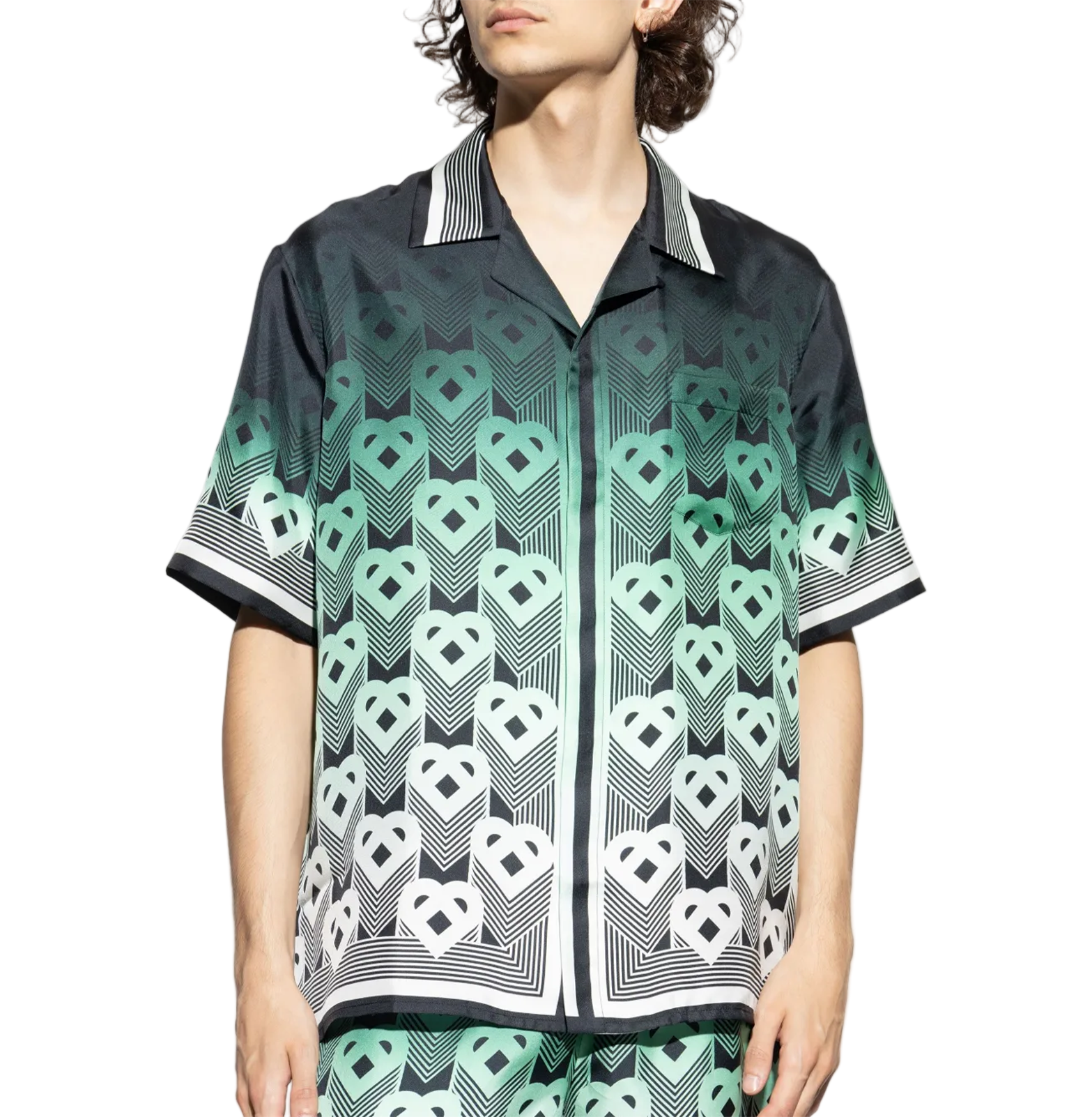 Casablanca Geometric Heart Resort Shirt – Mint Gradient on Black, Silk-Satin, Cuban Collar
חולצת ריזורט קסבלנקה דוגמת לב גאומטרית – גרדיאנט מנטה על שחור, סאטן משי, צווארון קובני